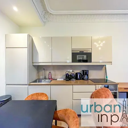 Appartamento Urban Flat 63 - Beautiful 3 Bedroom Flat Champs-elysees