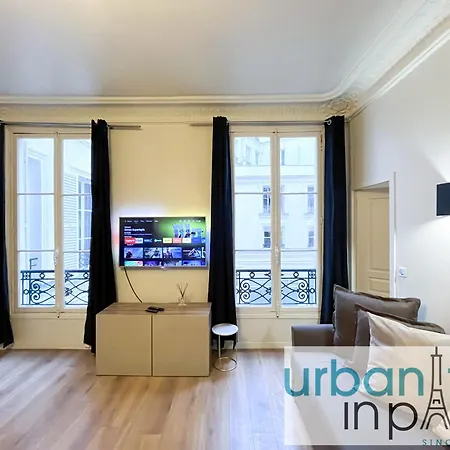 Appartamento Urban Flat 63 - Beautiful 3 Bedroom Flat Champs-elysees Parigi