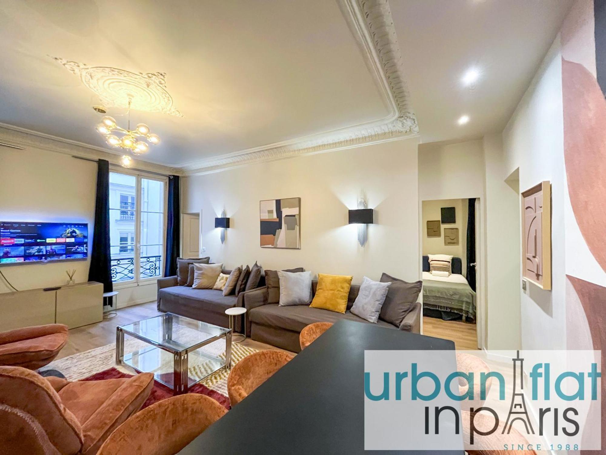 Appartamento Urban Flat 63 - Beautiful 3 Bedroom Flat Champs-elysees Parigi